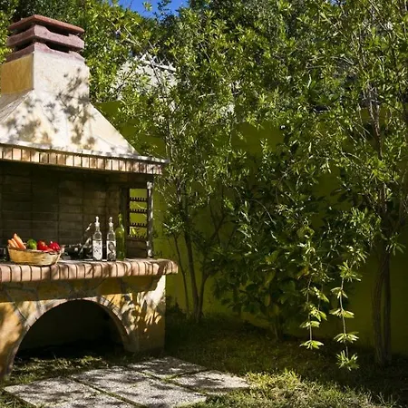 别墅 Kleismata Sleeps 6 *