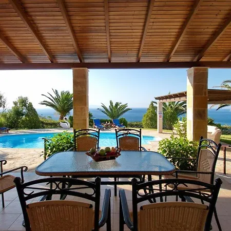 别墅 Kleismata Sleeps 6 *